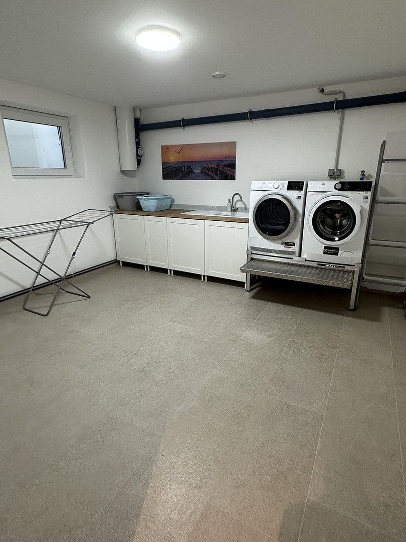 Predaj domu 204 m², pozemek 402 m², Ottobeuren, Bavorsko Predaj domu 204 m², pozemek 402 m², Ottobeuren, Bavorsko