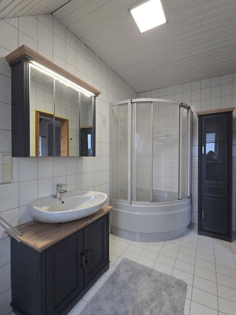 Prenájom bytu 2-izbový 54 m², Hofmannstr.10, Lauf an der Pegnitz, Bavorsko Prenájom bytu 2-izbový 54 m², Hofmannstr.10, Lauf an der Pegnitz, Bavorsko