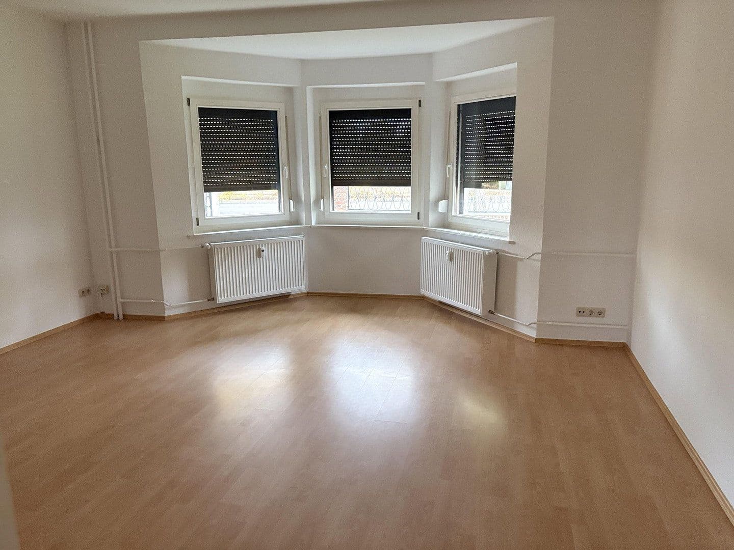 Prenájom bytu 3-izbový 78 m², Frankfurt/Oder, Brandenbursko Prenájom bytu 3-izbový 78 m², Frankfurt/Oder, Brandenbursko