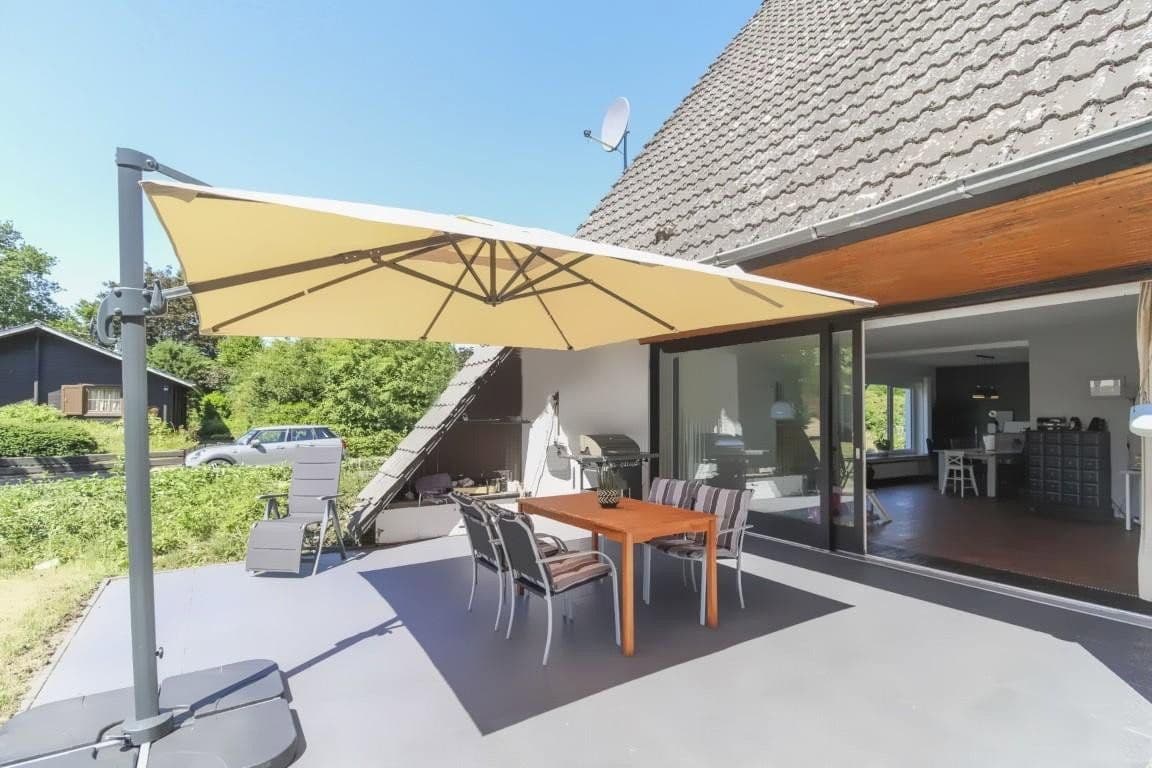 Prenájom domu 212 m², pozemek 1.500 m², Suderburg, Dolné Sasko Prenájom domu 212 m², pozemek 1.500 m², Suderburg, Dolné Sasko