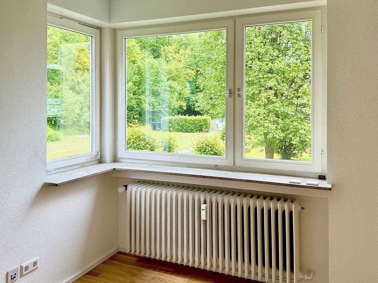Prenájom bytu 3-izbový 115 m², Göppingen, Bádensko-Wurttembersko Prenájom bytu 3-izbový 115 m², Göppingen, Bádensko-Wurttembersko