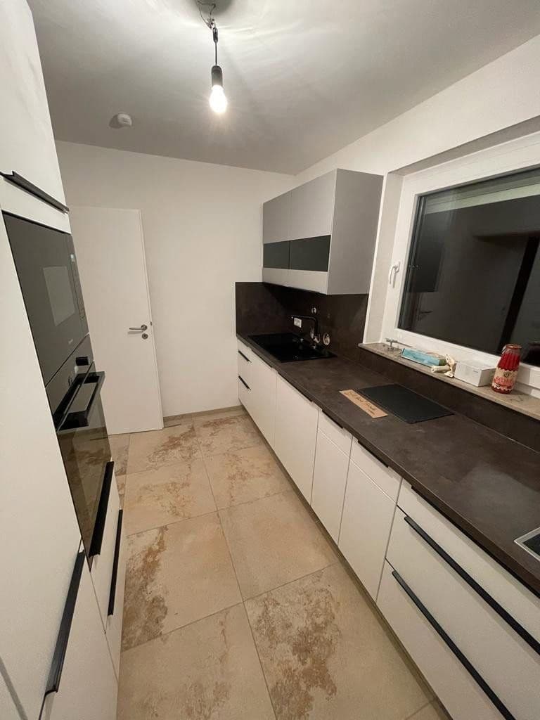 Prenájom bytu 3-izbový 115 m², Göppingen, Bádensko-Wurttembersko Prenájom bytu 3-izbový 115 m², Göppingen, Bádensko-Wurttembersko