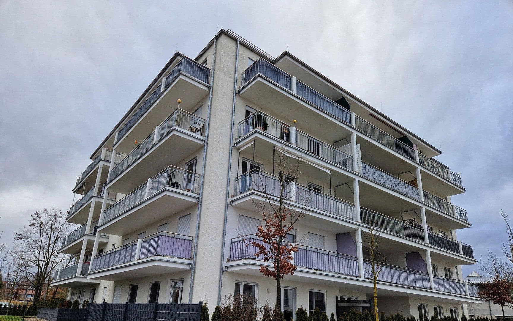 Prenájom bytu 3-izbový 113 m², Columbiastraße 20, Bad Kissingen, Bavorsko Prenájom bytu 3-izbový 113 m², Columbiastraße 20, Bad Kissingen, Bavorsko