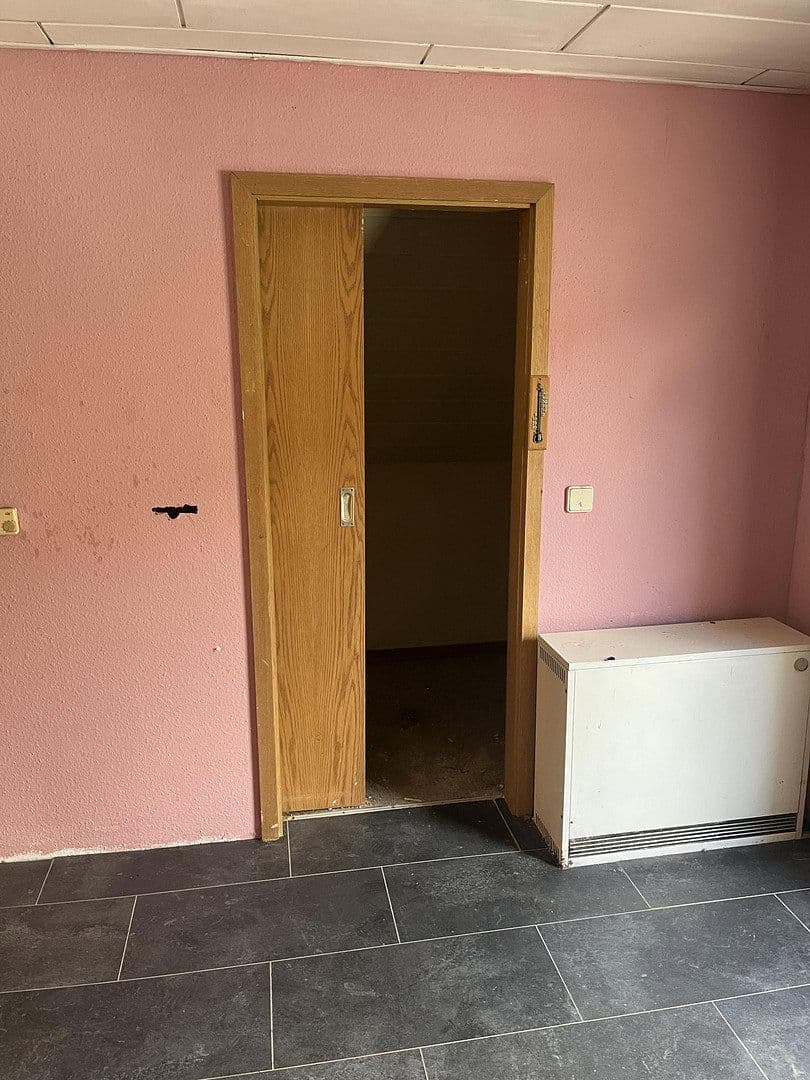 Prenájom bytu 3-izbový 102 m², Dorf Str.36, Löf, Porýnie-Falcko Prenájom bytu 3-izbový 102 m², Dorf Str.36, Löf, Porýnie-Falcko