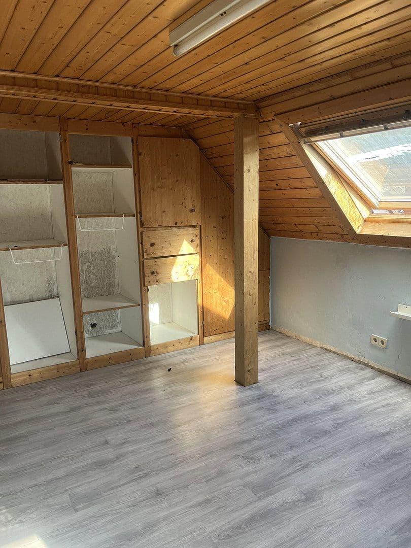 Prenájom bytu 3-izbový 102 m², Dorf Str.36, Löf, Porýnie-Falcko Prenájom bytu 3-izbový 102 m², Dorf Str.36, Löf, Porýnie-Falcko