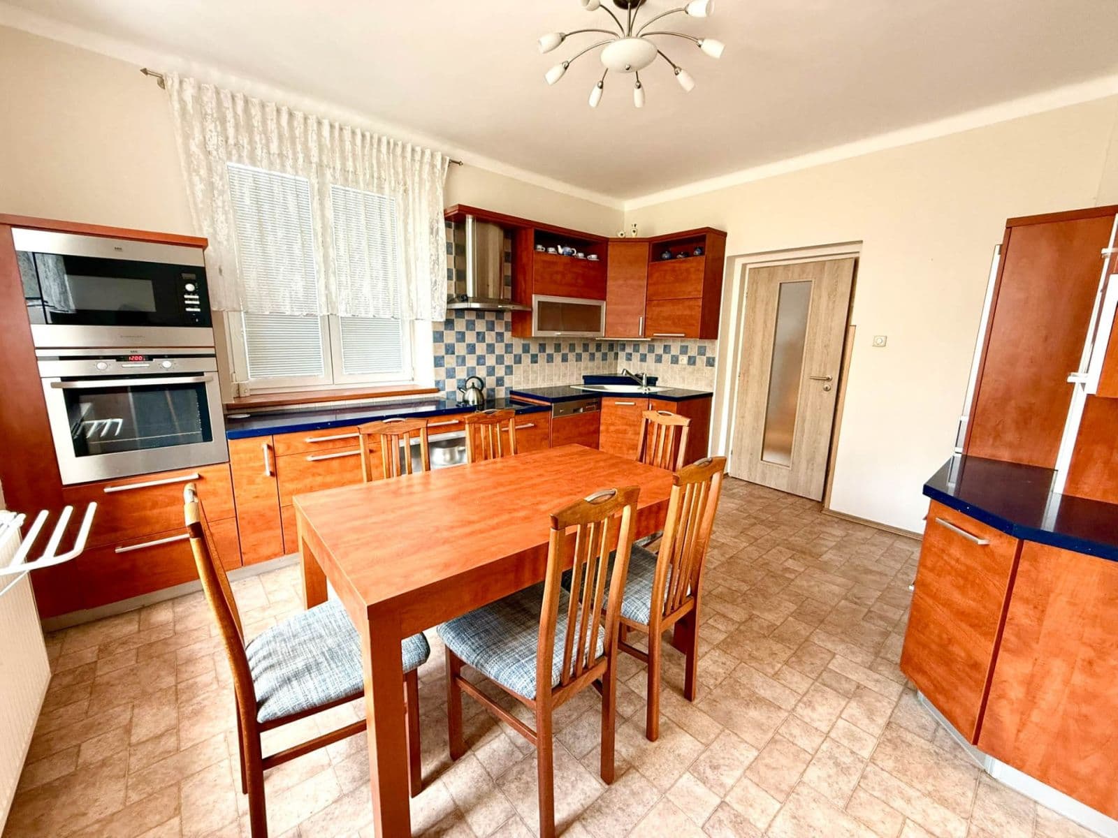 Prenájom domu 206 m², pozemek 409 m², Zborovská, Ústí nad Orlicí, Pardubický kraj Prenájom domu 206 m², pozemek 409 m², Zborovská, Ústí nad Orlicí, Pardubický kraj