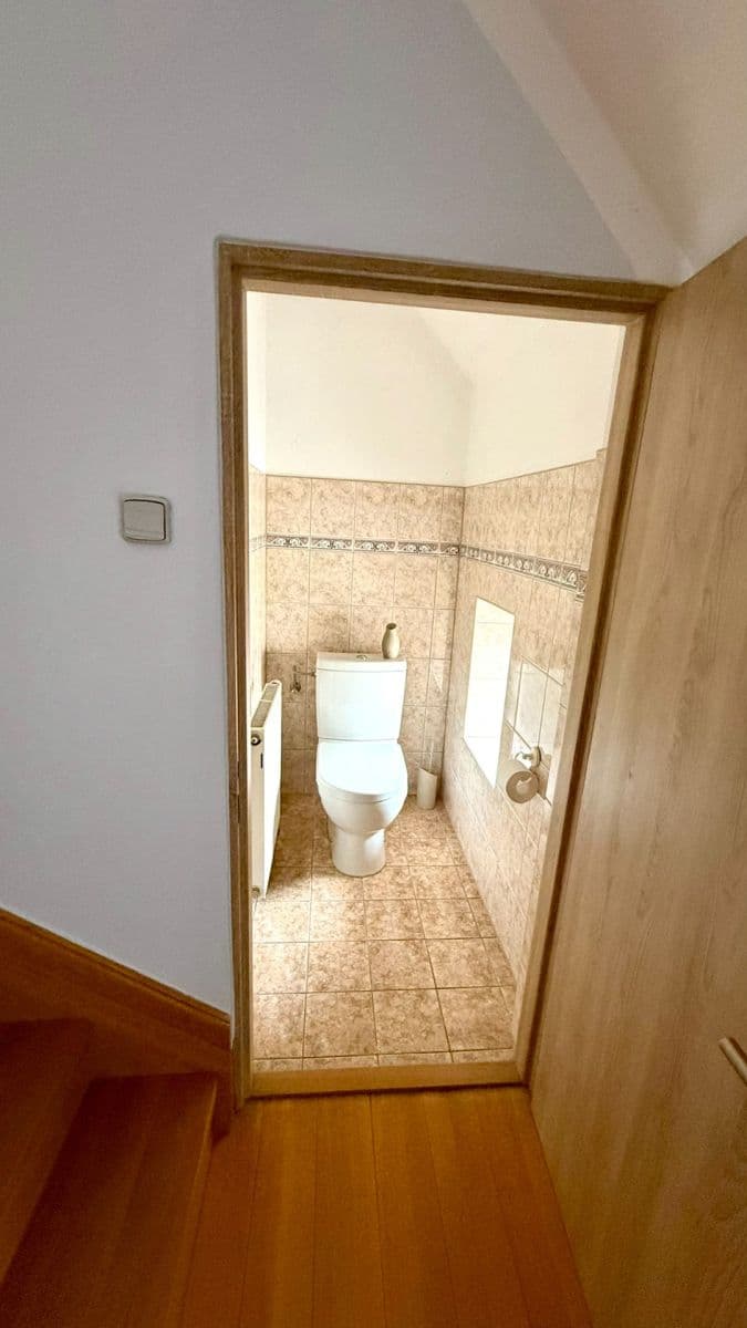 Prenájom domu 206 m², pozemek 409 m², Zborovská, Ústí nad Orlicí, Pardubický kraj Prenájom domu 206 m², pozemek 409 m², Zborovská, Ústí nad Orlicí, Pardubický kraj