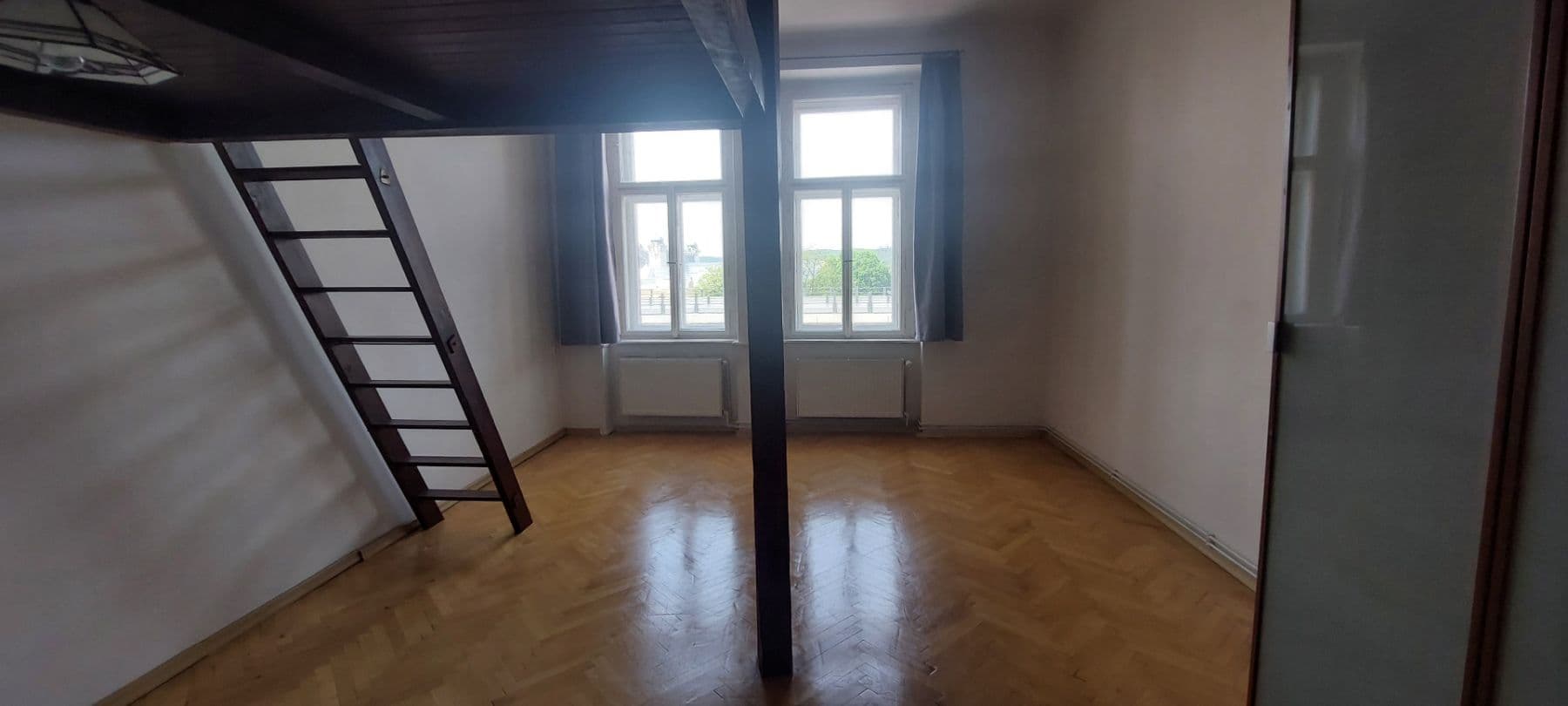 Prenájom bytu 2-izbový 56 m², Strojnická, Praha, Praha Prenájom bytu 2-izbový 56 m², Strojnická, Praha, Praha