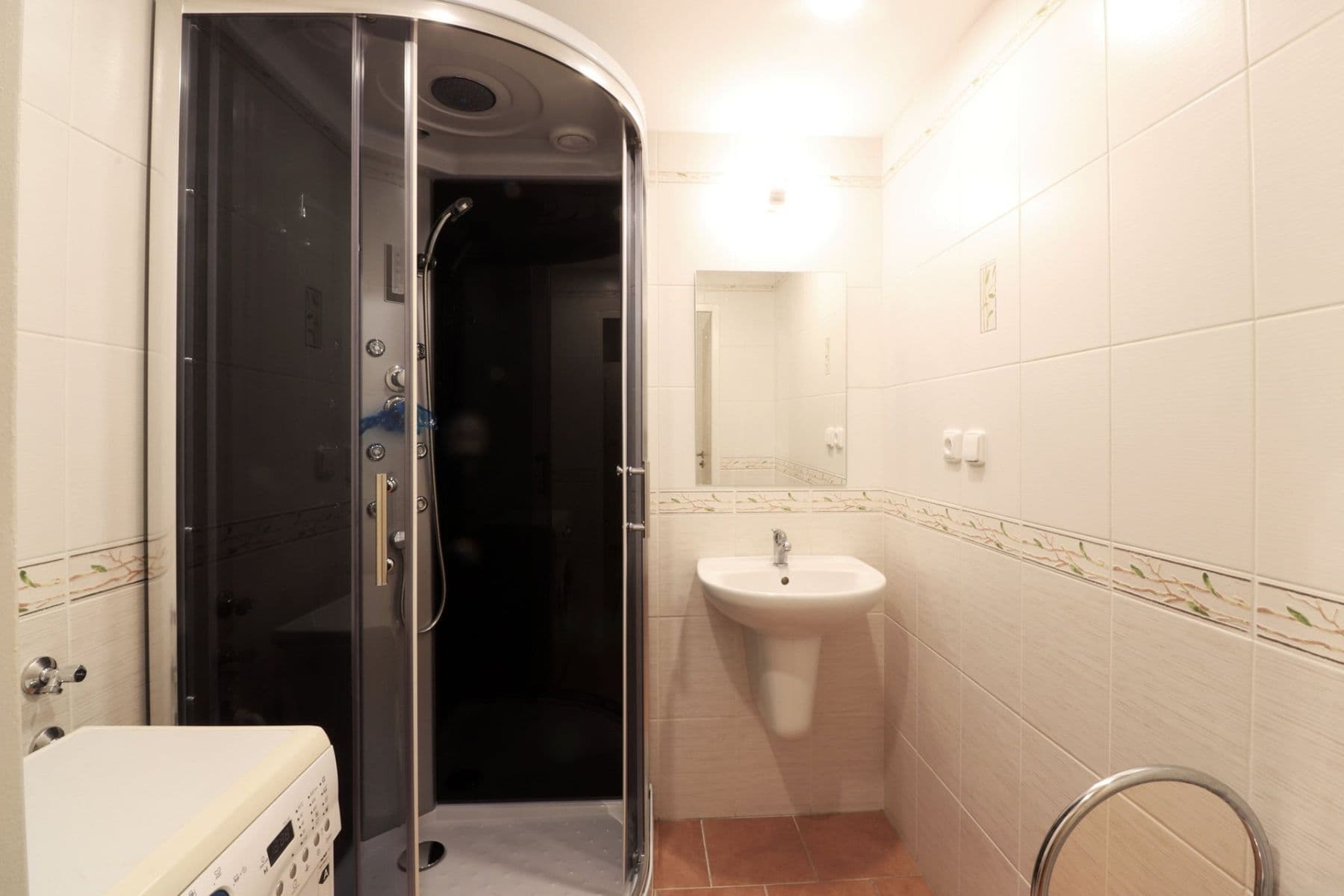 Prenájom bytu 3-izbový 64 m², Malotická, Praha, Praha Prenájom bytu 3-izbový 64 m², Malotická, Praha, Praha