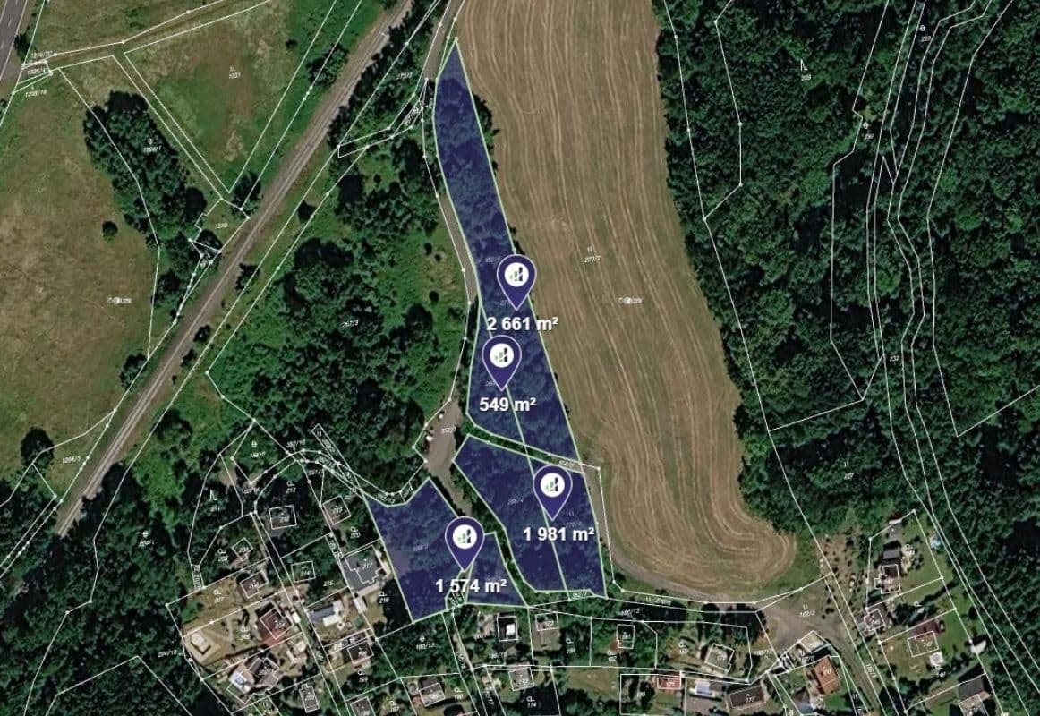 Predaj pozemku 6.765 m², Velké Chvojno, Ústecký kraj Predaj pozemku 6.765 m², Velké Chvojno, Ústecký kraj
