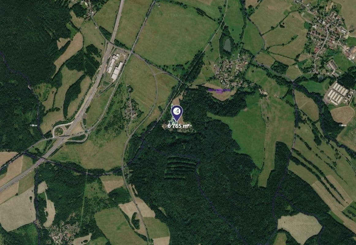 Predaj pozemku 6.765 m², Velké Chvojno, Ústecký kraj Predaj pozemku 6.765 m², Velké Chvojno, Ústecký kraj