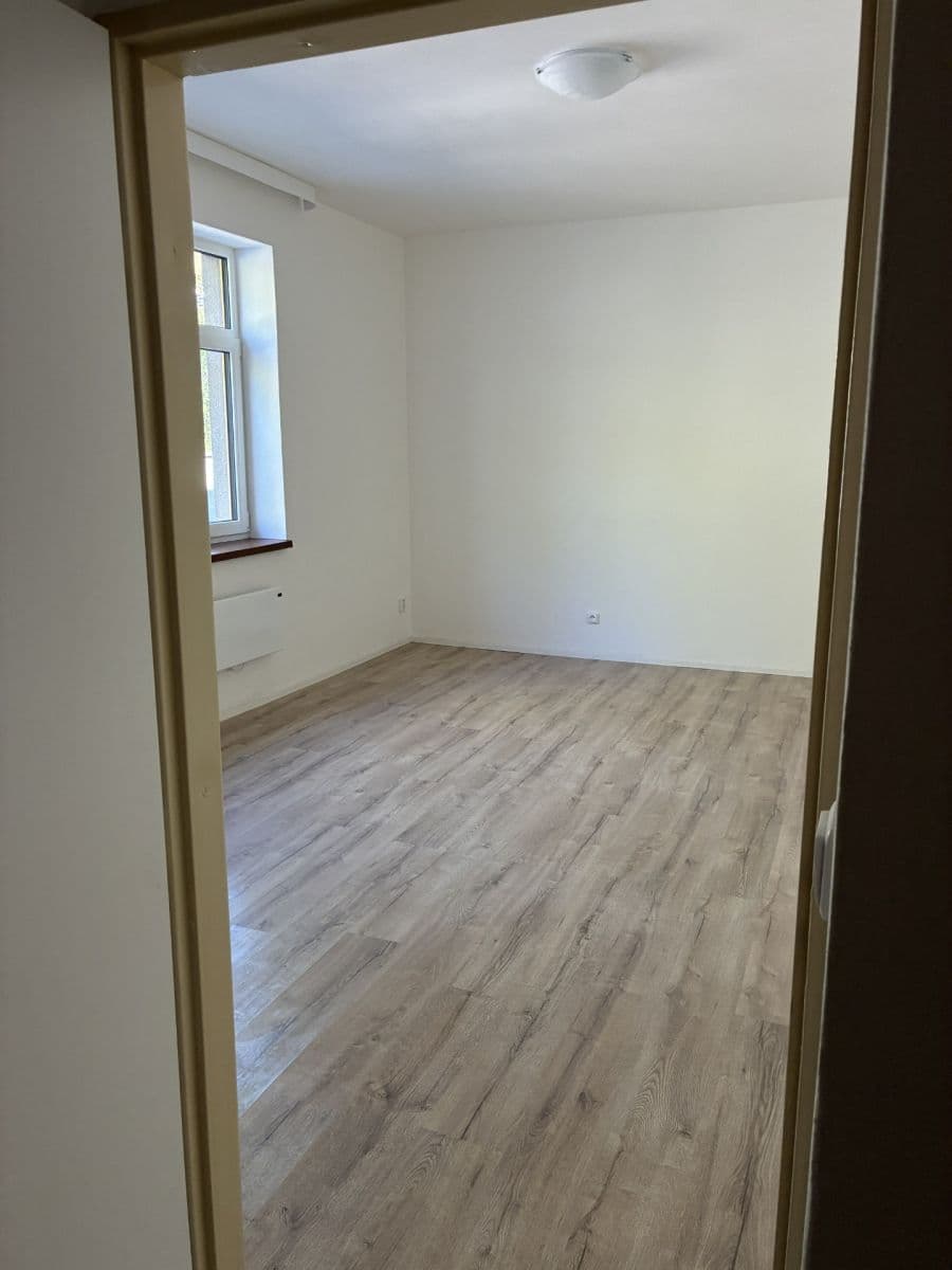 Prenájom bytu 2-izbový 52 m², Postupice, Středočeský kraj Prenájom bytu 2-izbový 52 m², Postupice, Středočeský kraj