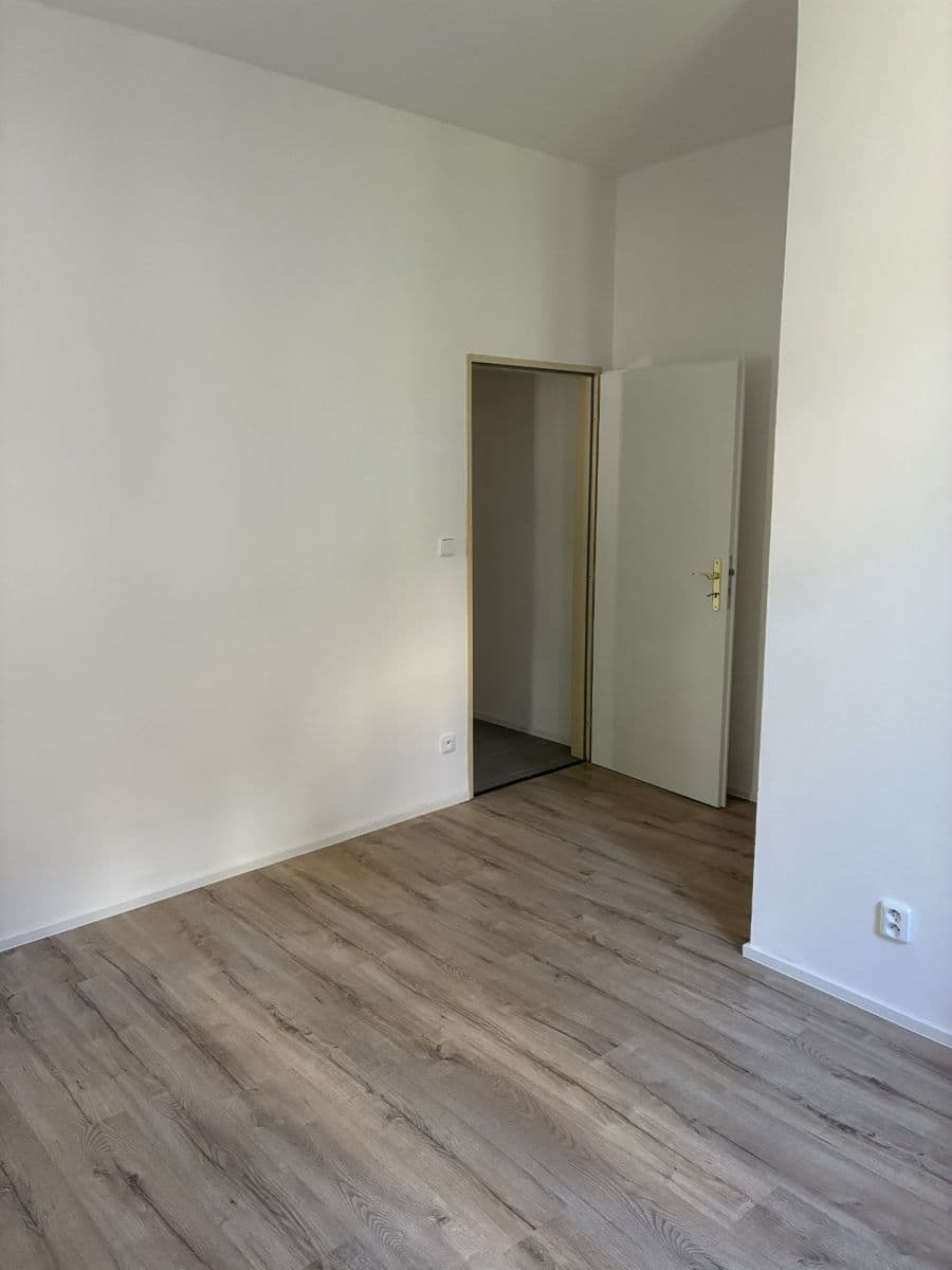 Prenájom bytu 2-izbový 52 m², Postupice, Středočeský kraj Prenájom bytu 2-izbový 52 m², Postupice, Středočeský kraj