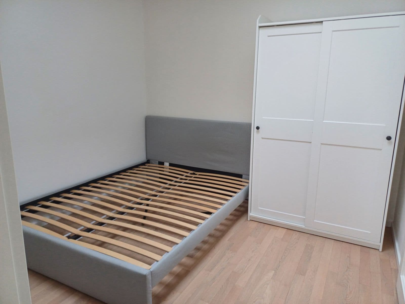 Prenájom bytu 2-izbový 38 m², Korunovační, Praha, Praha Prenájom bytu 2-izbový 38 m², Korunovační, Praha, Praha