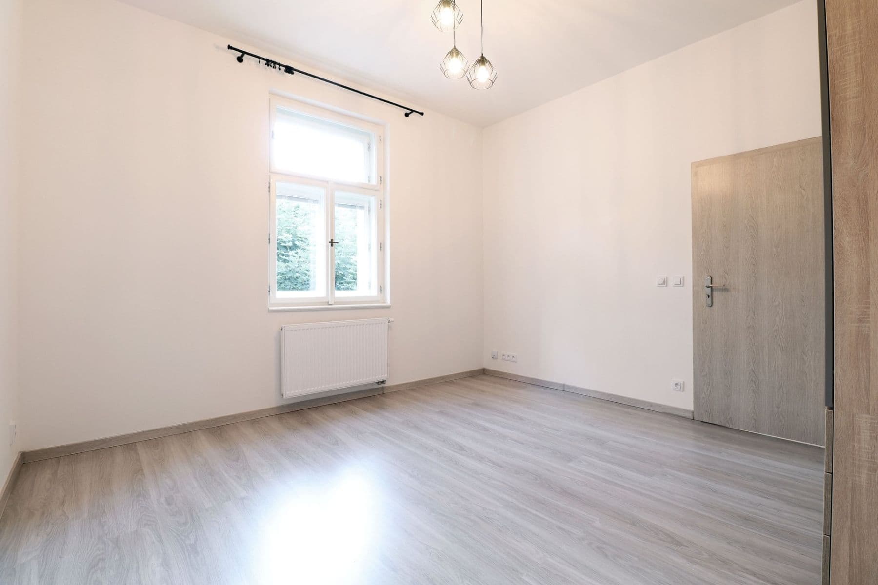 Prenájom bytu 1-izbový 31 m², Košická, Praha, Praha Prenájom bytu 1-izbový 31 m², Košická, Praha, Praha
