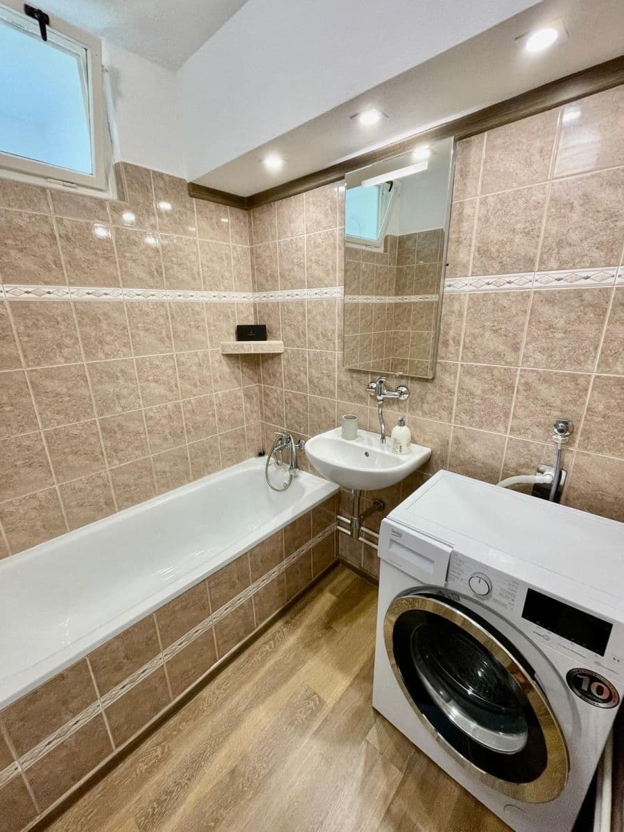 Prenájom bytu 1-izbový 54 m², Na Libuši, Bechyně, Jihočeský kraj Prenájom bytu 1-izbový 54 m², Na Libuši, Bechyně, Jihočeský kraj