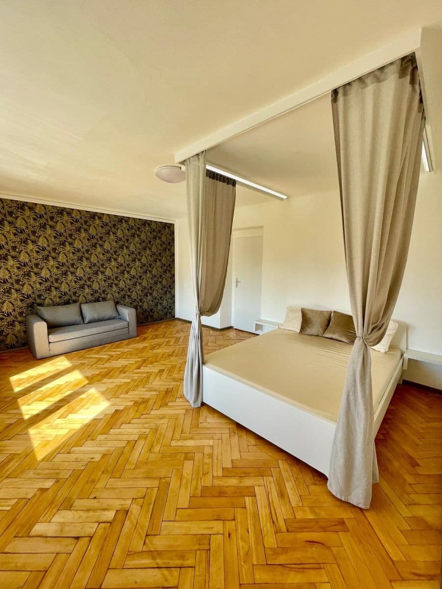 Prenájom bytu 1-izbový 54 m², Na Libuši, Bechyně, Jihočeský kraj Prenájom bytu 1-izbový 54 m², Na Libuši, Bechyně, Jihočeský kraj