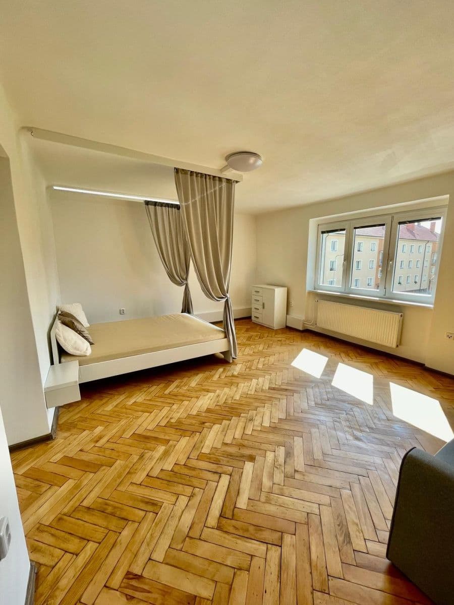 Prenájom bytu 1-izbový 54 m², Na Libuši, Bechyně, Jihočeský kraj Prenájom bytu 1-izbový 54 m², Na Libuši, Bechyně, Jihočeský kraj