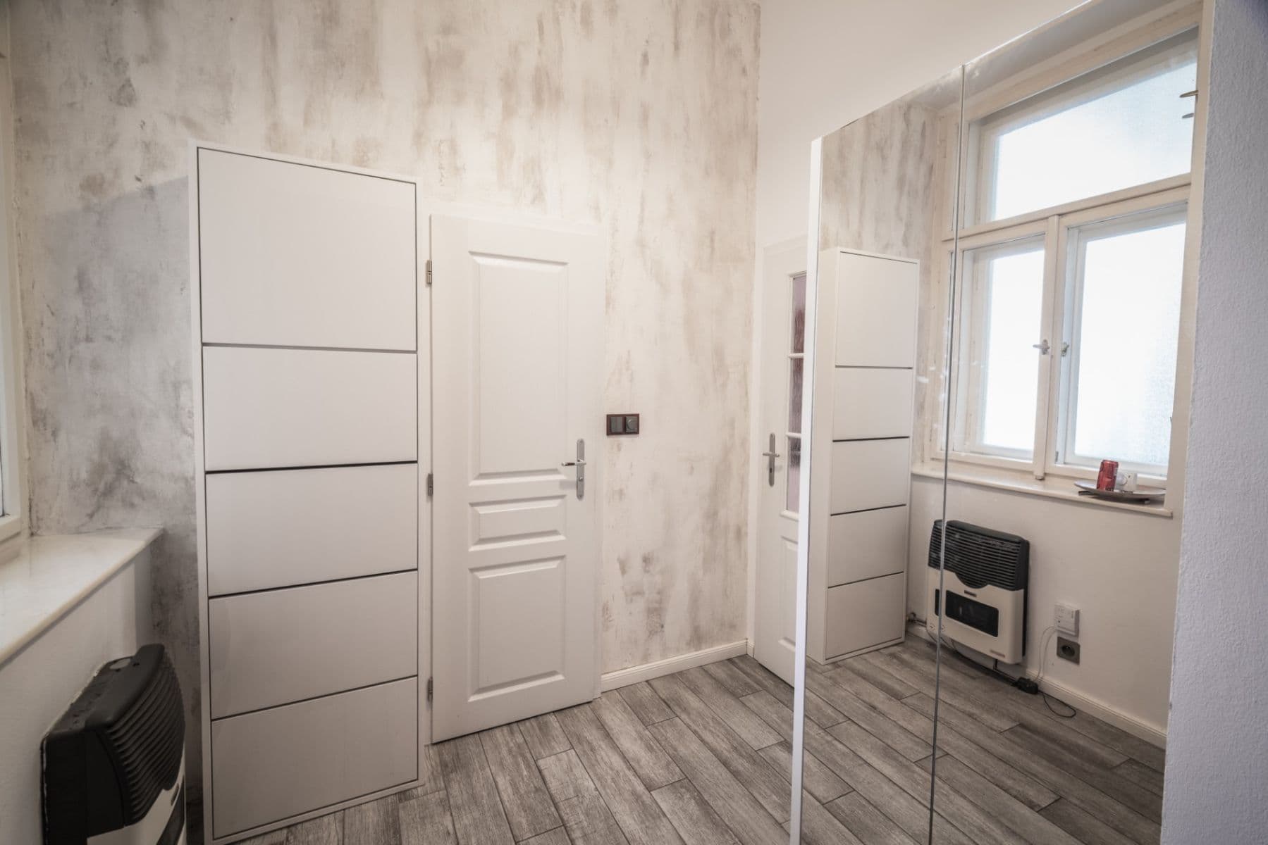 Prenájom bytu 1-izbový 35 m², Na Celné, Praha, Praha Prenájom bytu 1-izbový 35 m², Na Celné, Praha, Praha