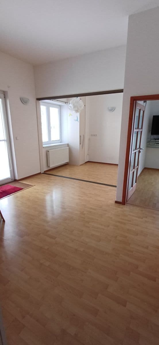 Prenájom bytu 2-izbový 65 m², Jana Morávka, Jílové u Prahy, Středočeský kraj Prenájom bytu 2-izbový 65 m², Jana Morávka, Jílové u Prahy, Středočeský kraj