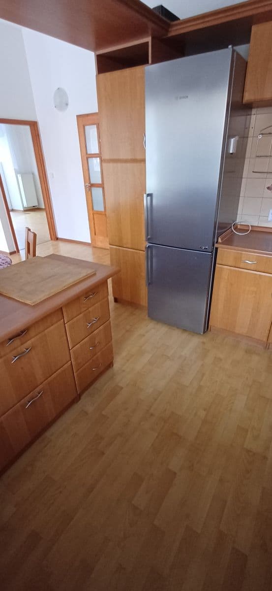 Prenájom bytu 2-izbový 65 m², Jana Morávka, Jílové u Prahy, Středočeský kraj Prenájom bytu 2-izbový 65 m², Jana Morávka, Jílové u Prahy, Středočeský kraj