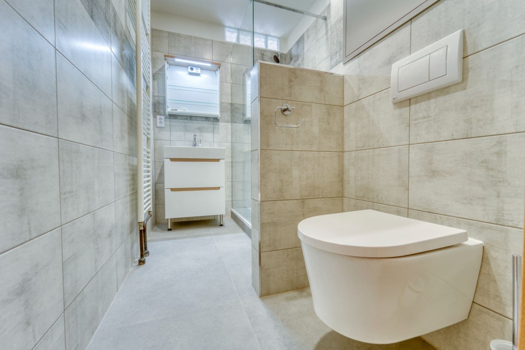 Prenájom bytu 1-izbový 42 m², Pod Nemocnicí, Klatovy, Plzeňský kraj Prenájom bytu 1-izbový 42 m², Pod Nemocnicí, Klatovy, Plzeňský kraj