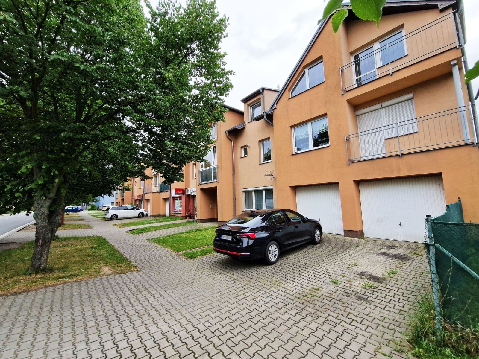 Prenájom bytu 2-izbový 54 m², Revoluční, Šestajovice, Středočeský kraj Prenájom bytu 2-izbový 54 m², Revoluční, Šestajovice, Středočeský kraj