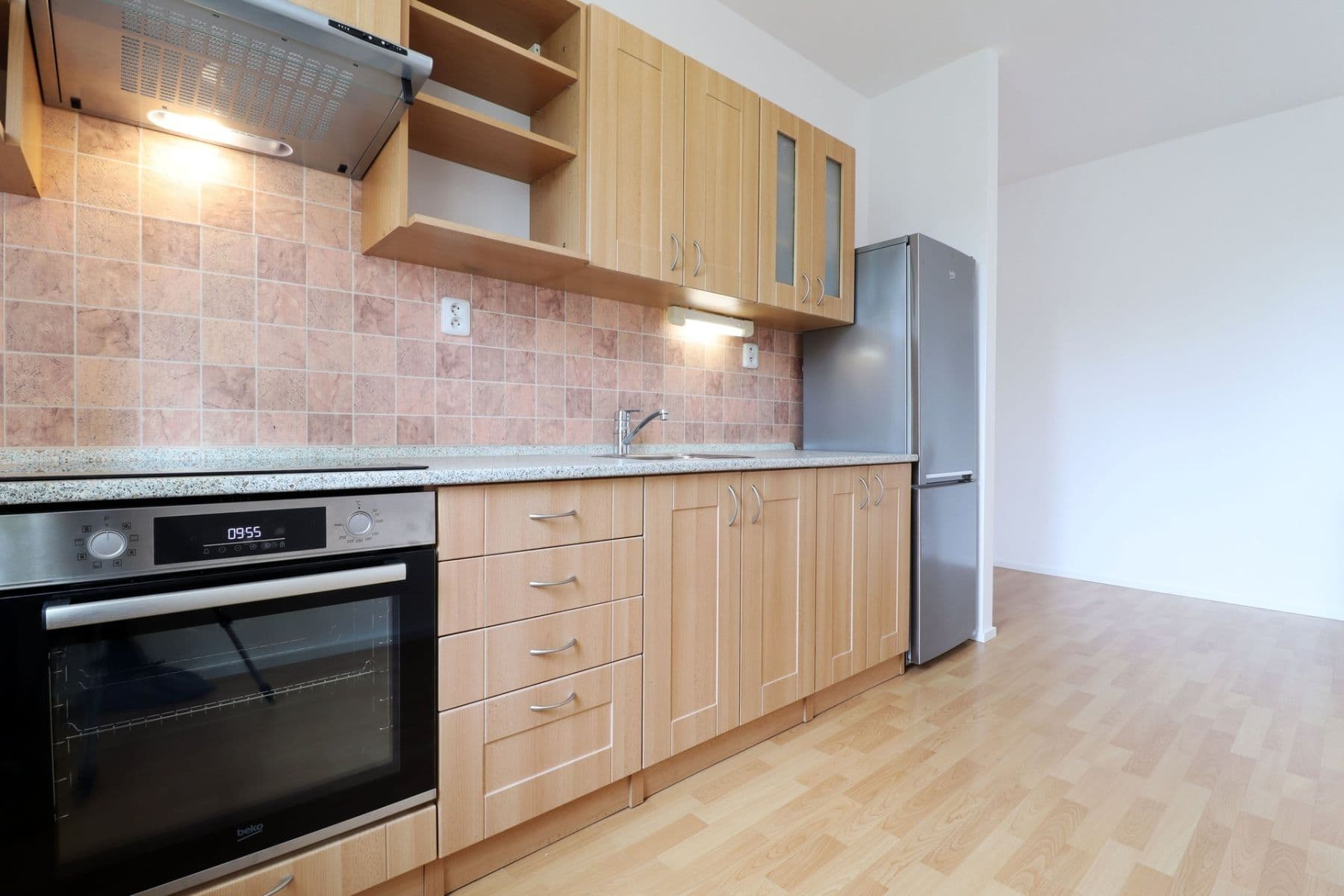 Prenájom bytu 2-izbový 54 m², Revoluční, Šestajovice, Středočeský kraj Prenájom bytu 2-izbový 54 m², Revoluční, Šestajovice, Středočeský kraj