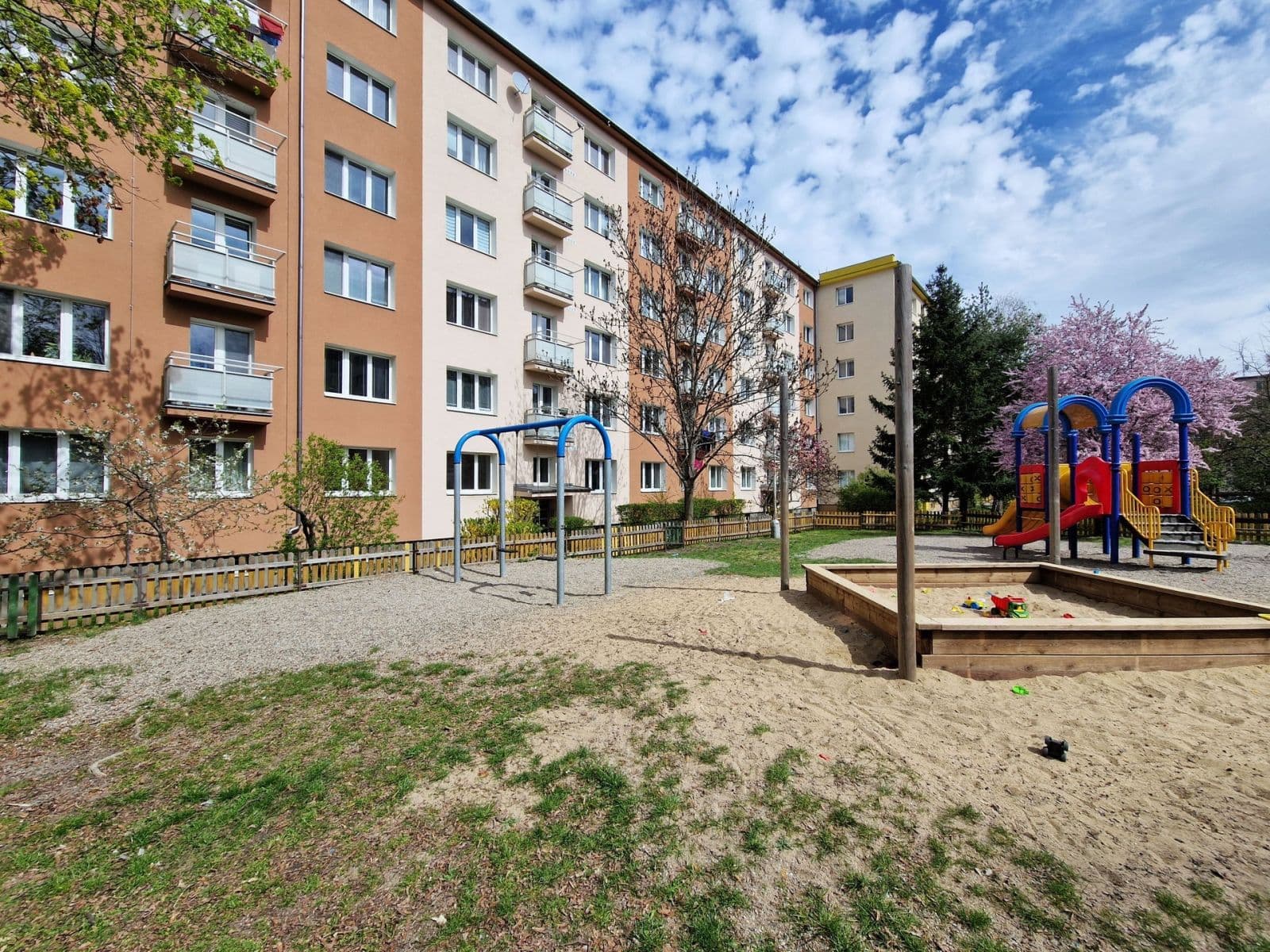 Prenájom bytu 3-izbový 70 m², Na Chodovci, Praha, Praha Prenájom bytu 3-izbový 70 m², Na Chodovci, Praha, Praha