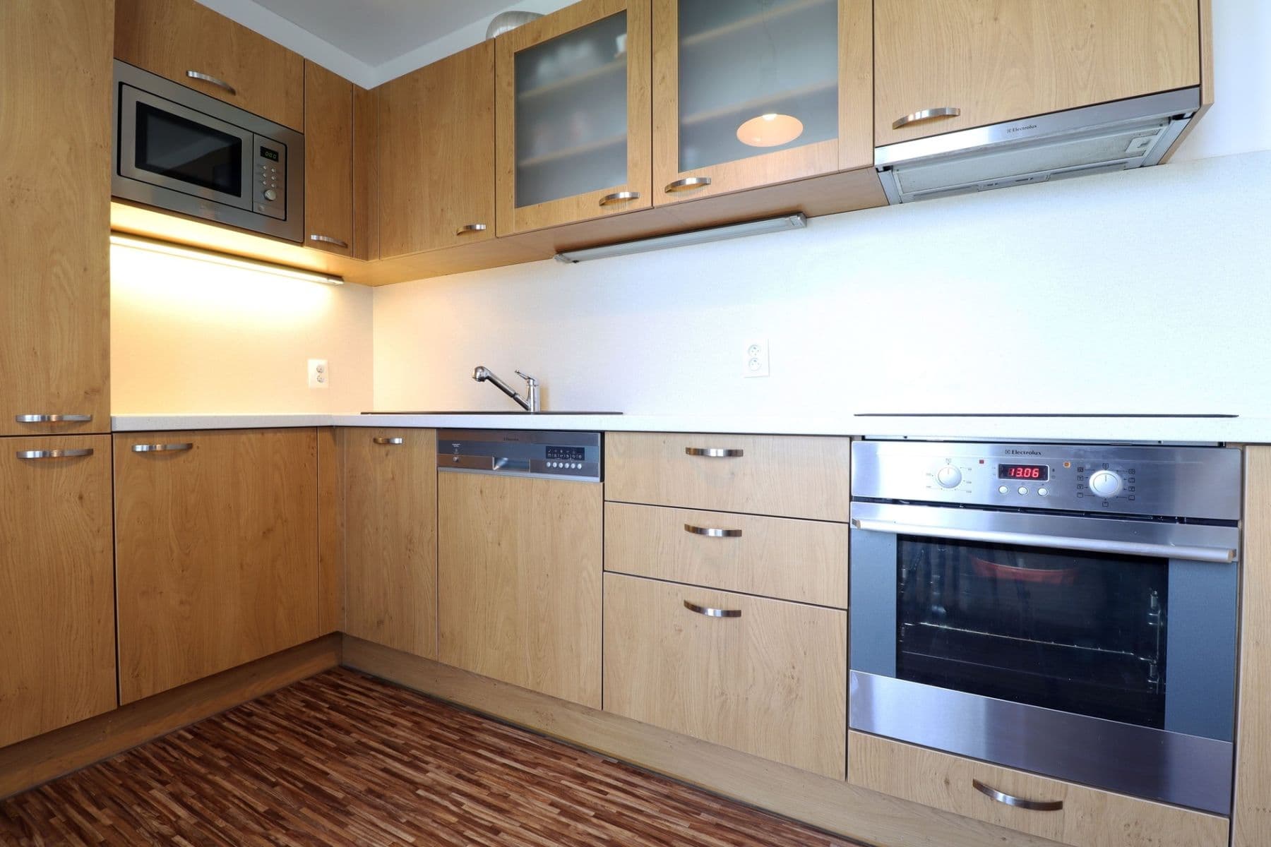 Prenájom bytu 3-izbový 70 m², Na Chodovci, Praha, Praha Prenájom bytu 3-izbový 70 m², Na Chodovci, Praha, Praha
