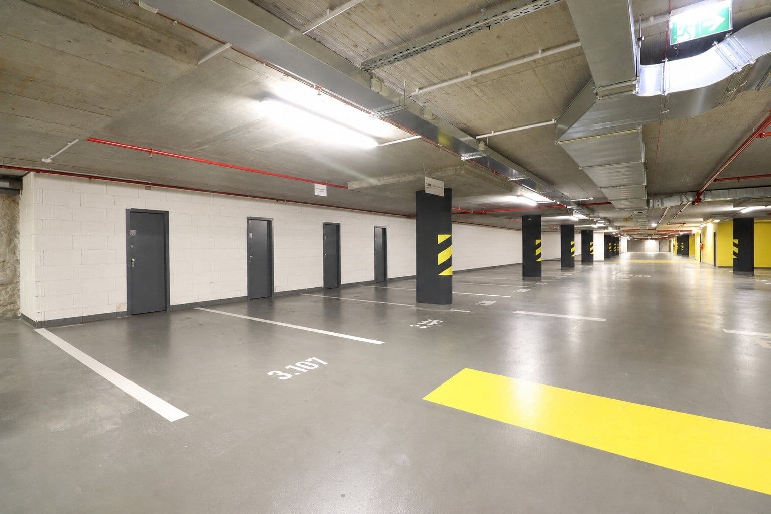 Prenájom garáže 15 m², Sokolovská, Praha, Praha Prenájom garáže 15 m², Sokolovská, Praha, Praha
