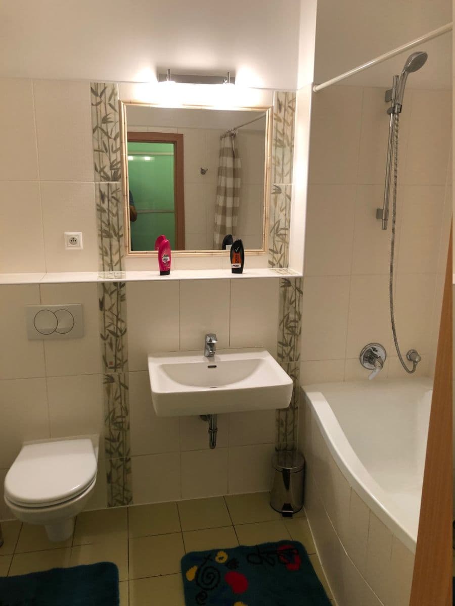 Prenájom bytu 2-izbový 54 m², Nepelova, Praha, Praha Prenájom bytu 2-izbový 54 m², Nepelova, Praha, Praha