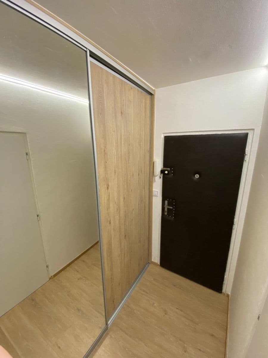 Prenájom bytu Garsoniéra 23 m², Kyselova, Praha, Praha Prenájom bytu Garsoniéra 23 m², Kyselova, Praha, Praha