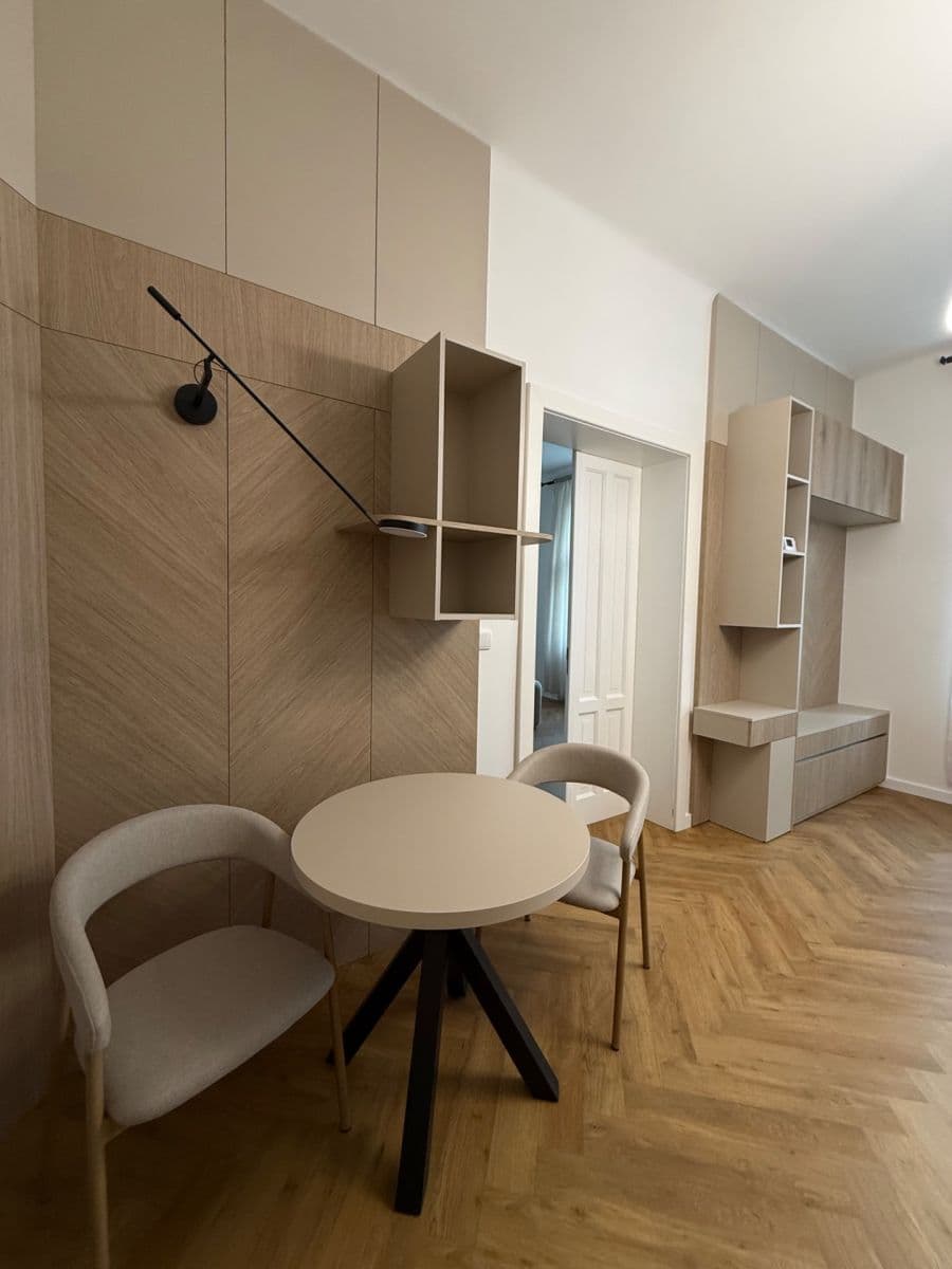 Prenájom bytu 2-izbový 64 m², Kubelíkova, Praha, Praha Prenájom bytu 2-izbový 64 m², Kubelíkova, Praha, Praha