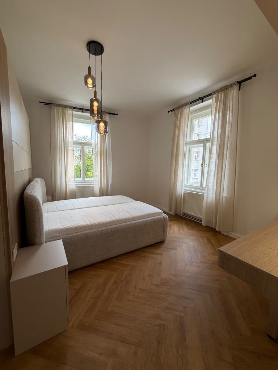 Prenájom bytu 2-izbový 64 m², Kubelíkova, Praha, Praha Prenájom bytu 2-izbový 64 m², Kubelíkova, Praha, Praha