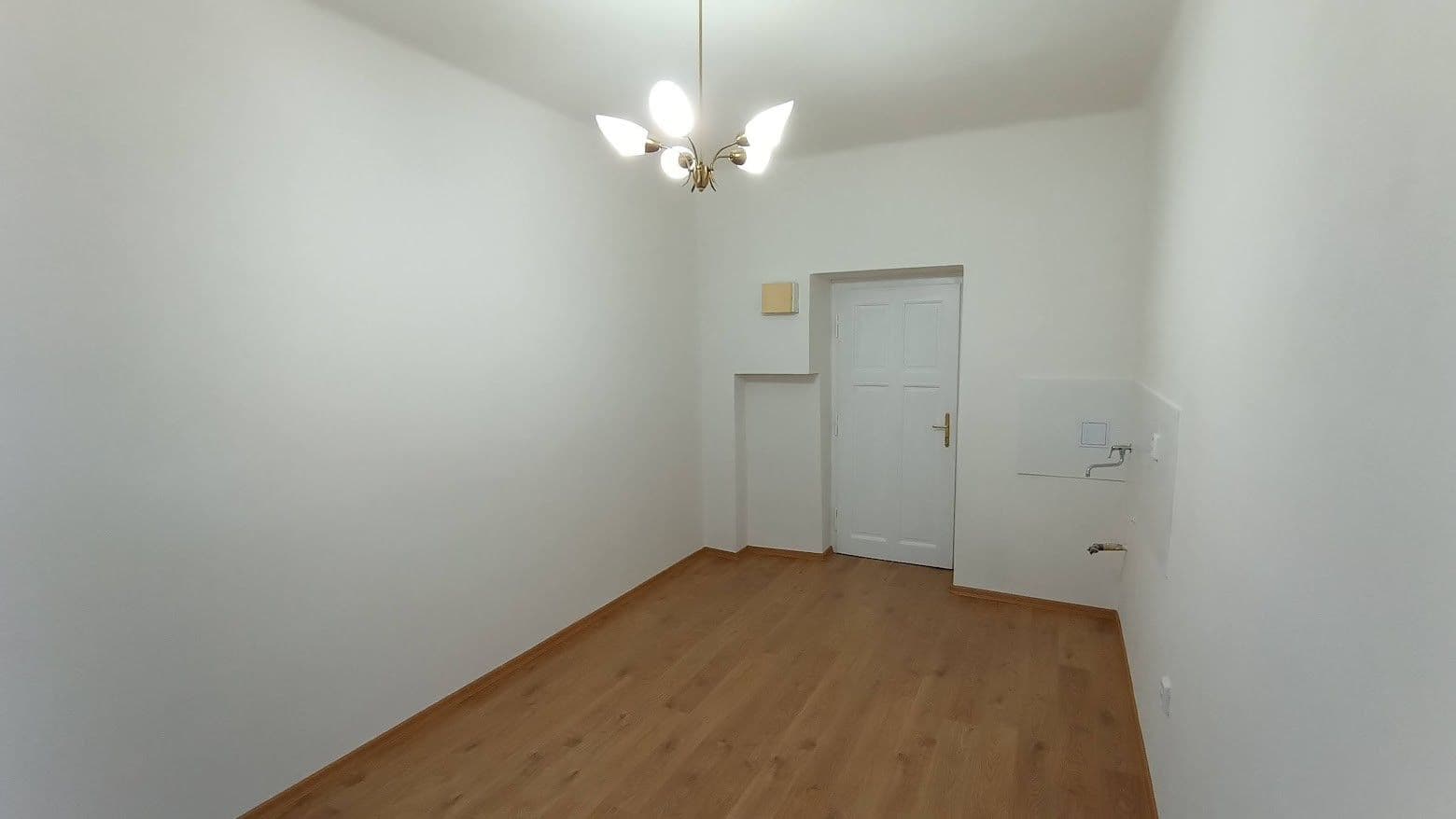Prenájom bytu 1-izbový 15 m², Rostovská, Praha, Praha Prenájom bytu 1-izbový 15 m², Rostovská, Praha, Praha