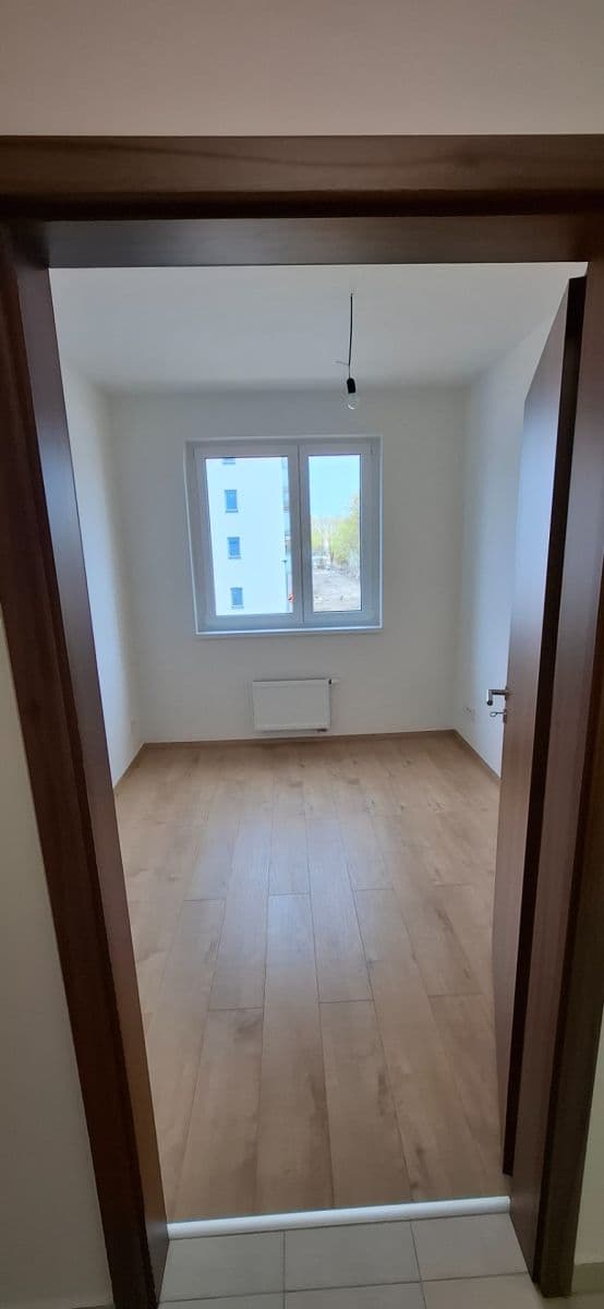 Prenájom bytu 3-izbový 67 m², Arnošta Staňka, Praha, Praha Prenájom bytu 3-izbový 67 m², Arnošta Staňka, Praha, Praha