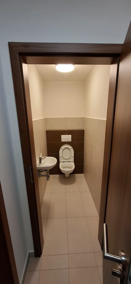 Prenájom bytu 3-izbový 67 m², Arnošta Staňka, Praha, Praha Prenájom bytu 3-izbový 67 m², Arnošta Staňka, Praha, Praha
