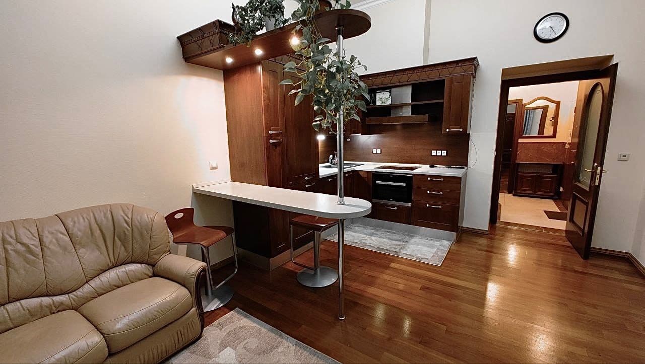 Prenájom bytu 2-izbový 50 m², Čermákova, Praha, Praha Prenájom bytu 2-izbový 50 m², Čermákova, Praha, Praha