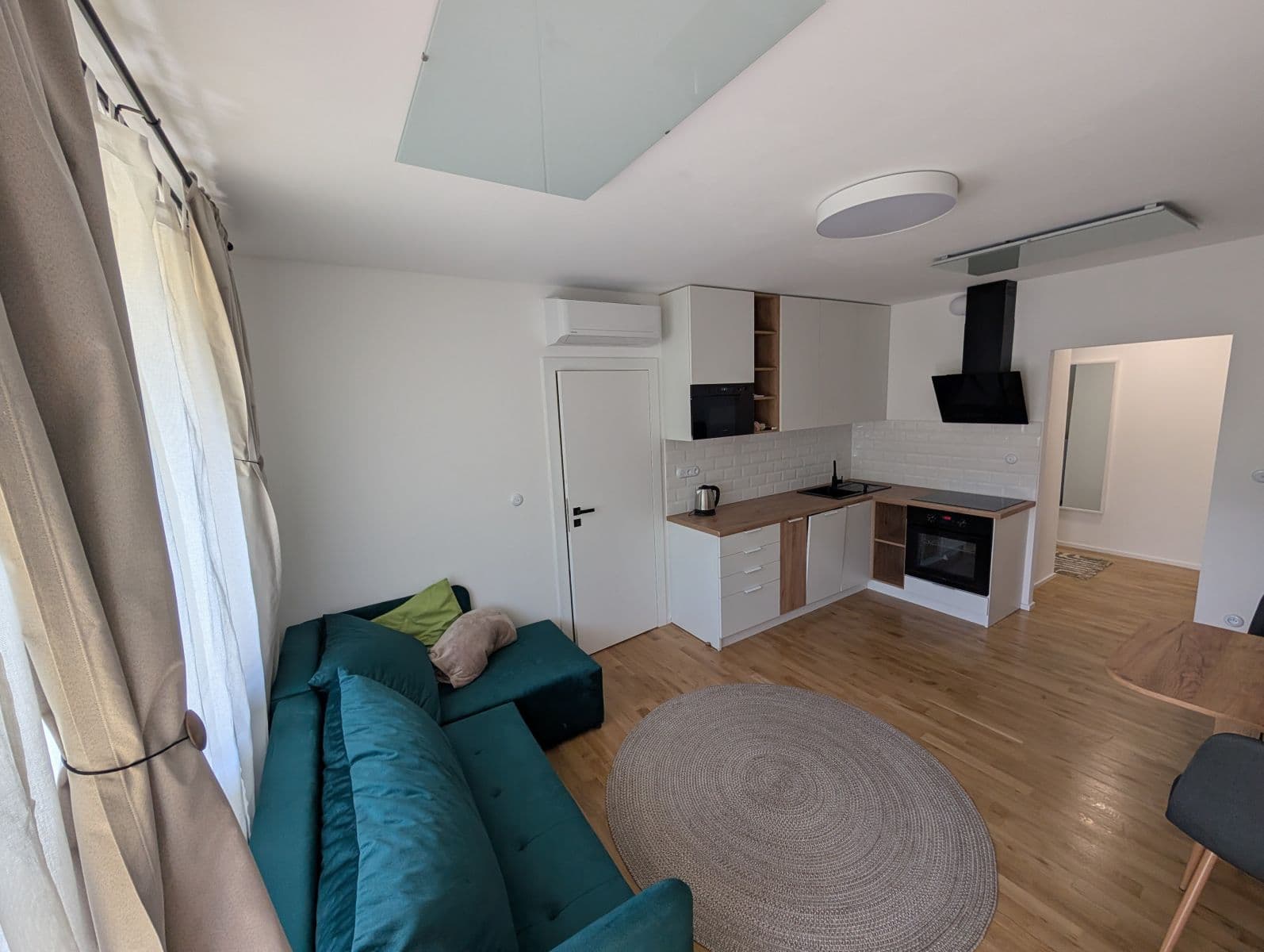 Prenájom bytu 43 m², Brdlíkova, Praha, Praha Prenájom bytu 43 m², Brdlíkova, Praha, Praha