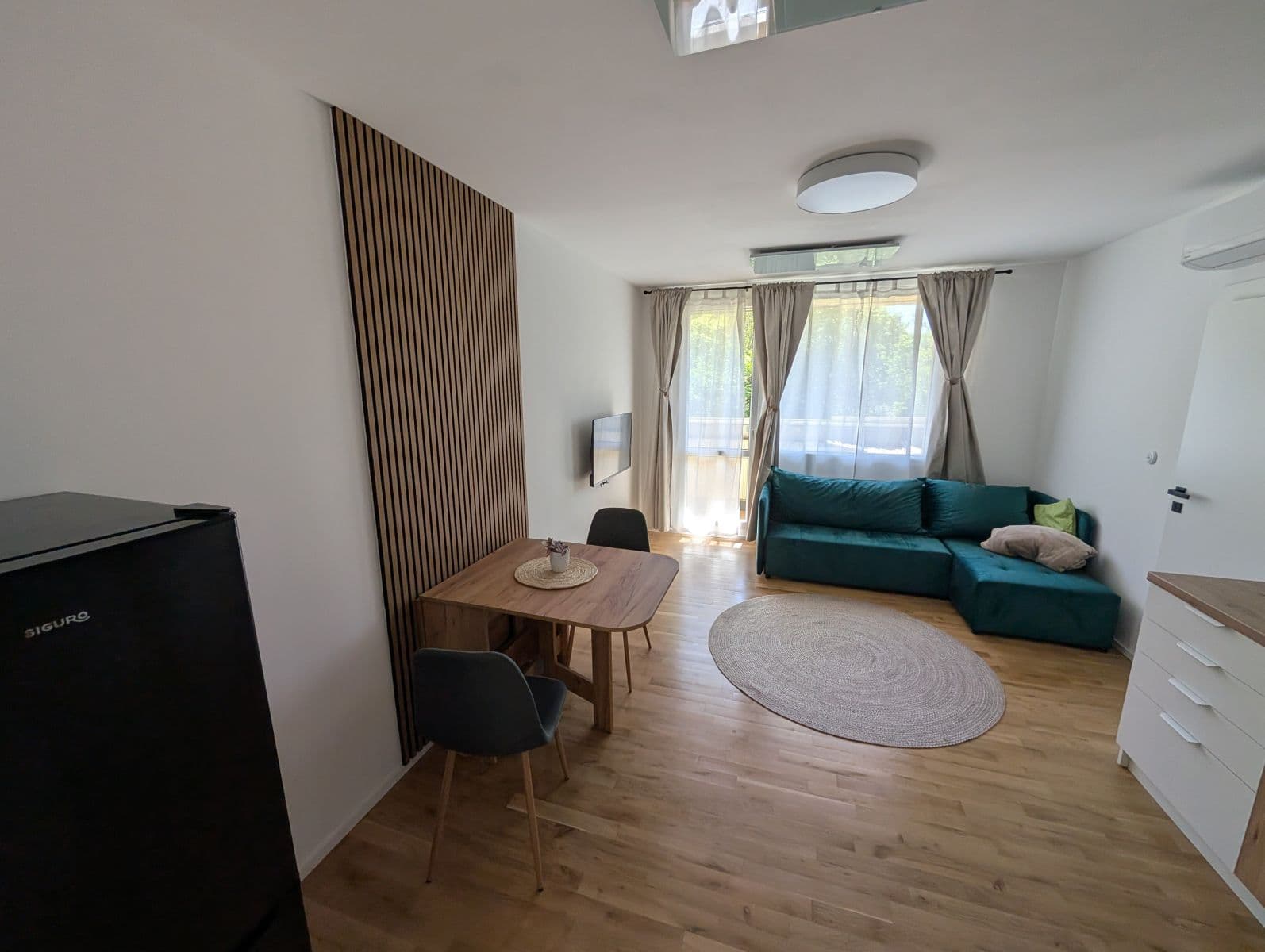 Prenájom bytu 43 m², Brdlíkova, Praha, Praha Prenájom bytu 43 m², Brdlíkova, Praha, Praha