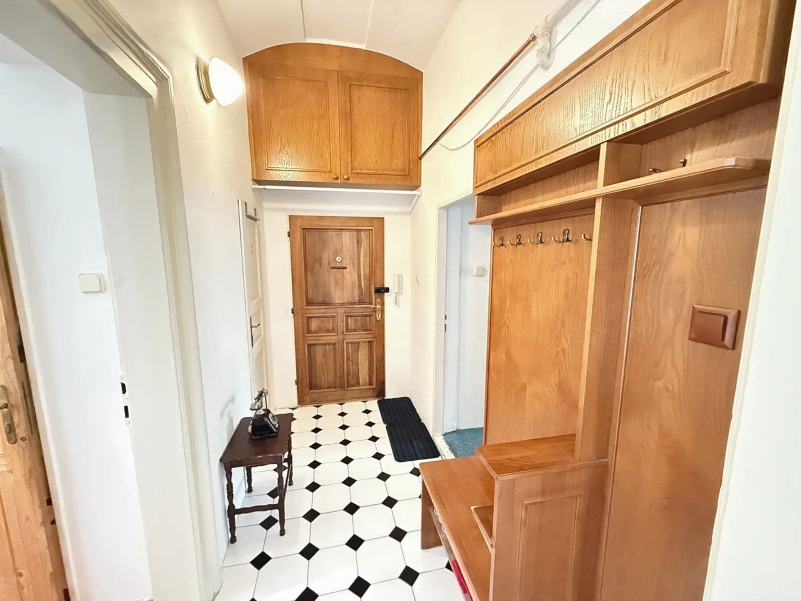Predaj bytu 3-izbový 84 m², Husitská, Praha, Praha Predaj bytu 3-izbový 84 m², Husitská, Praha, Praha