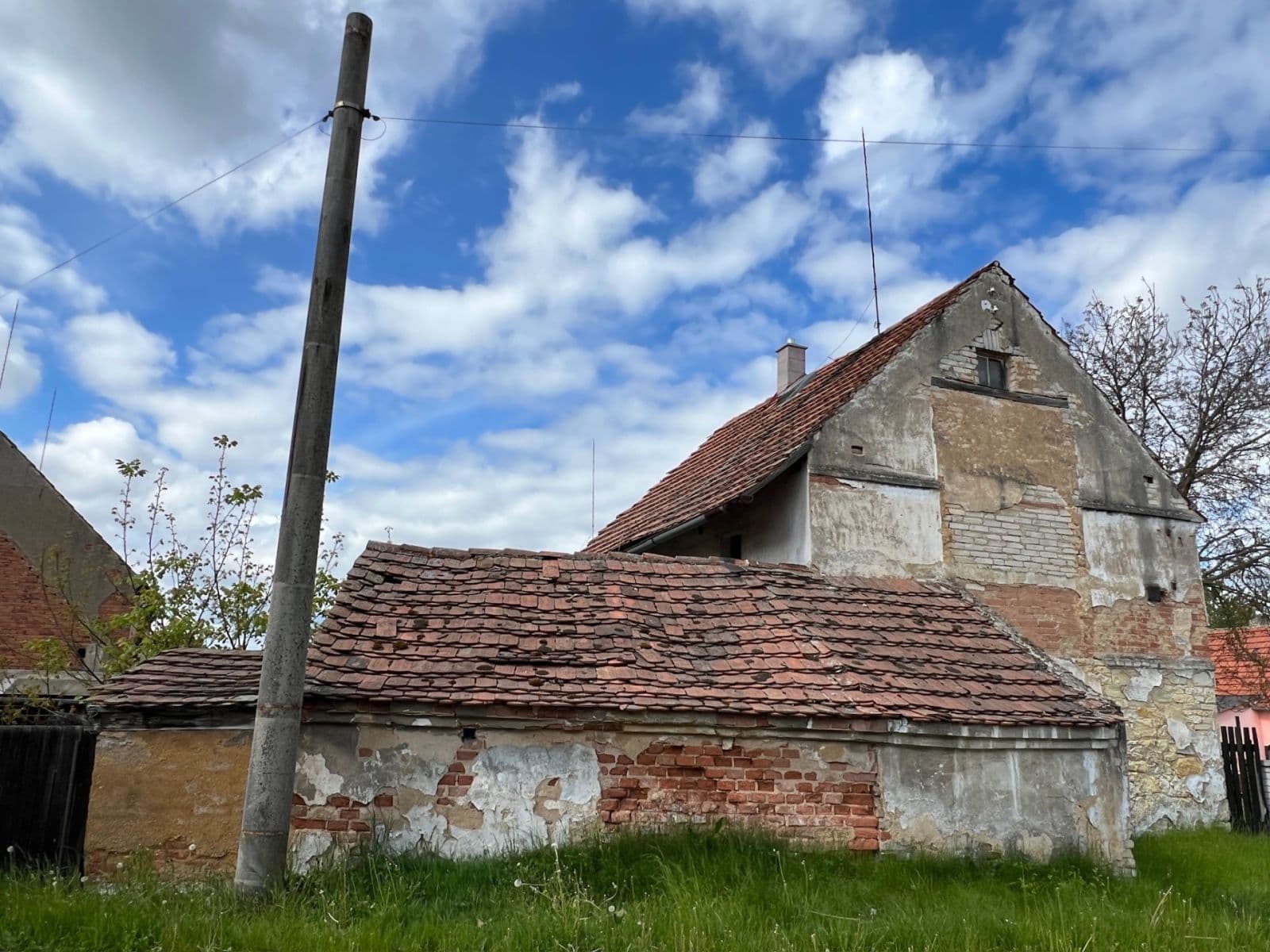 Predaj domu 128 m², pozemek 643 m², Svojetín, Středočeský kraj Predaj domu 128 m², pozemek 643 m², Svojetín, Středočeský kraj