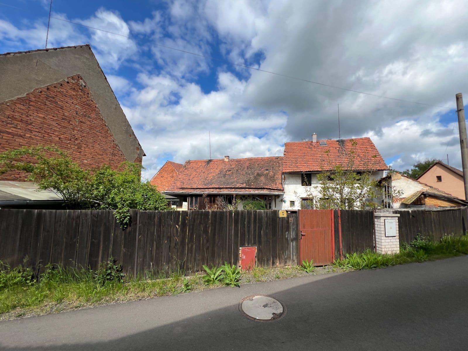 Predaj domu 128 m², pozemek 643 m², Svojetín, Středočeský kraj Predaj domu 128 m², pozemek 643 m², Svojetín, Středočeský kraj