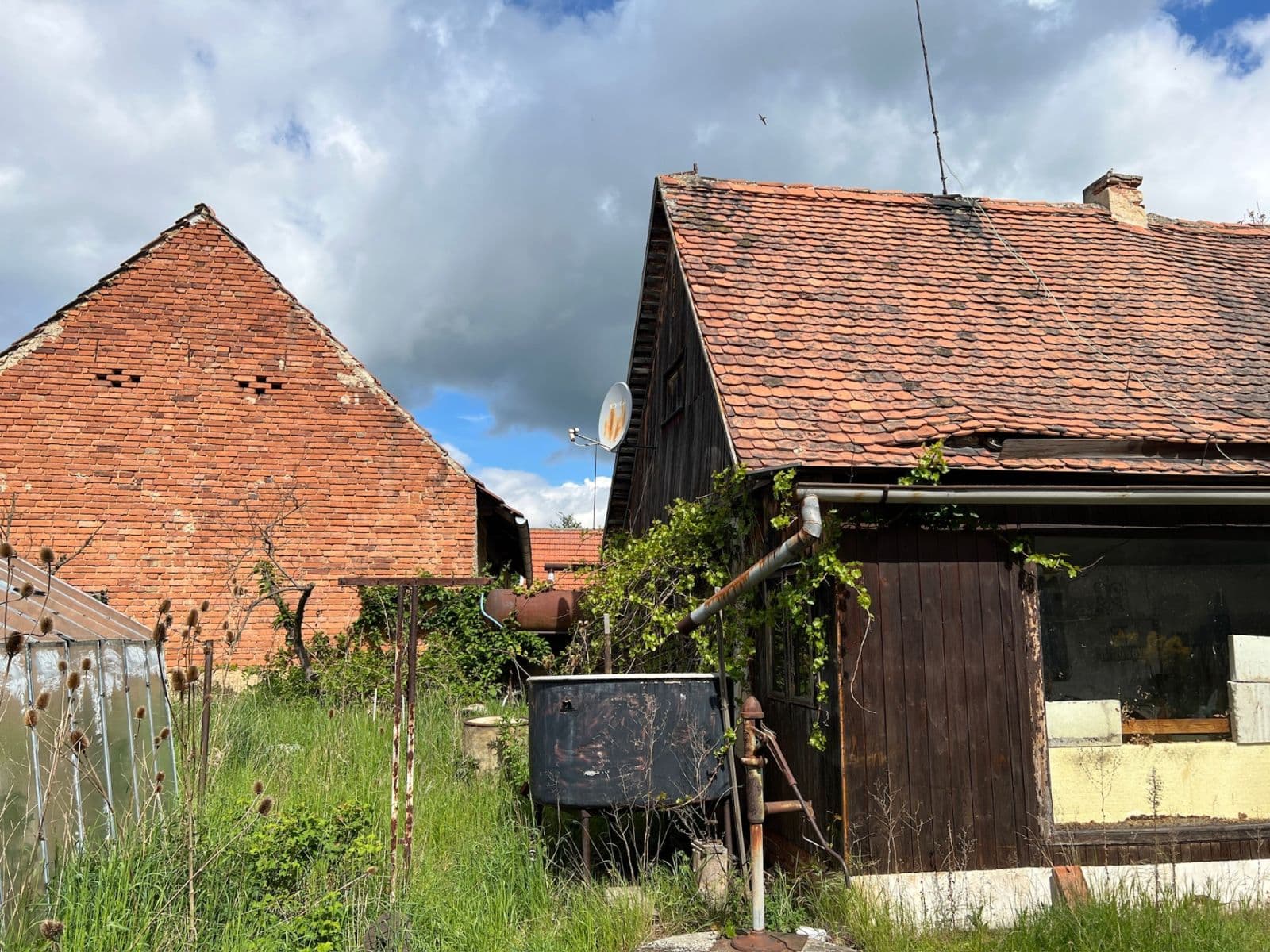 Predaj domu 128 m², pozemek 643 m², Svojetín, Středočeský kraj Predaj domu 128 m², pozemek 643 m², Svojetín, Středočeský kraj