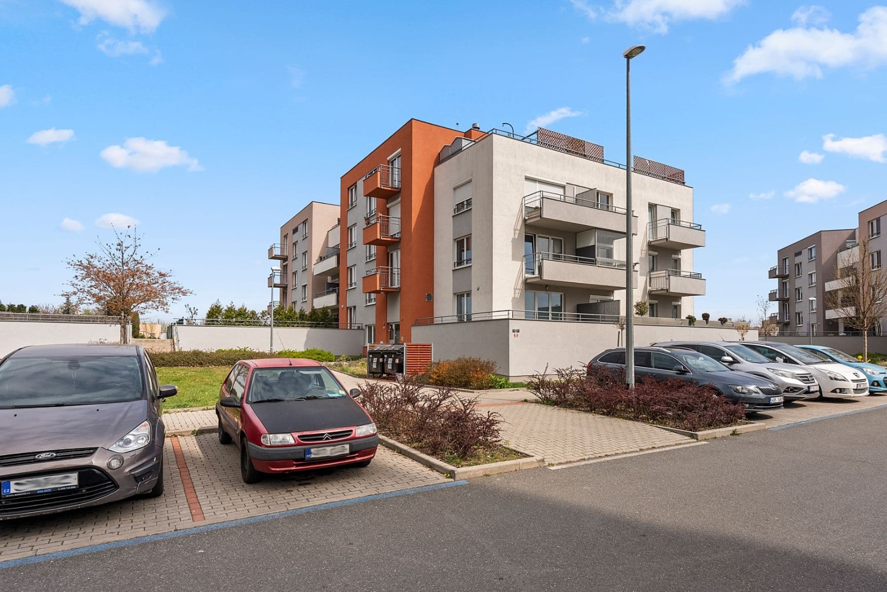 Predaj bytu 3-izbový 87 m², Hlučkova, Praha, Praha Predaj bytu 3-izbový 87 m², Hlučkova, Praha, Praha