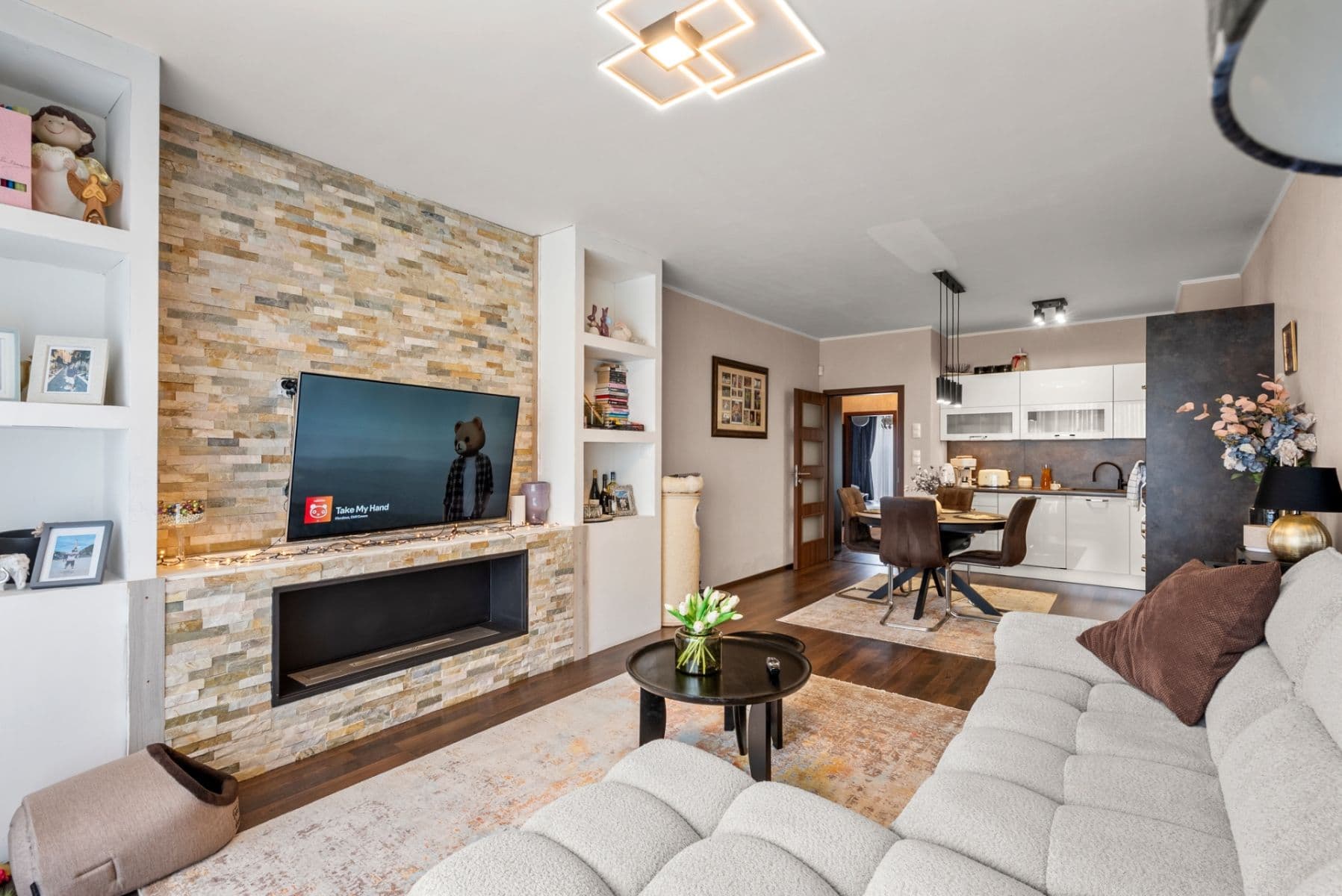 Predaj bytu 3-izbový 87 m², Hlučkova, Praha, Praha Predaj bytu 3-izbový 87 m², Hlučkova, Praha, Praha