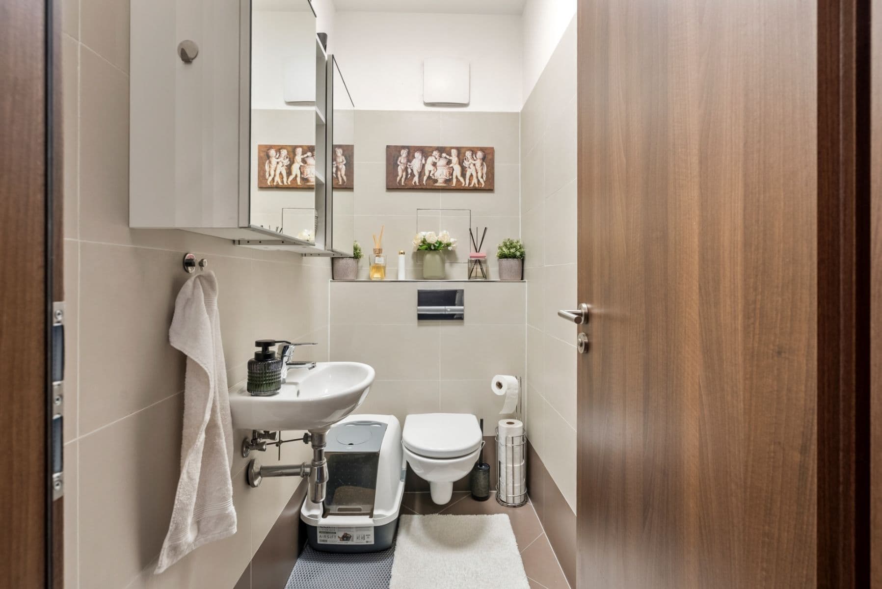 Predaj bytu 3-izbový 87 m², Hlučkova, Praha, Praha Predaj bytu 3-izbový 87 m², Hlučkova, Praha, Praha
