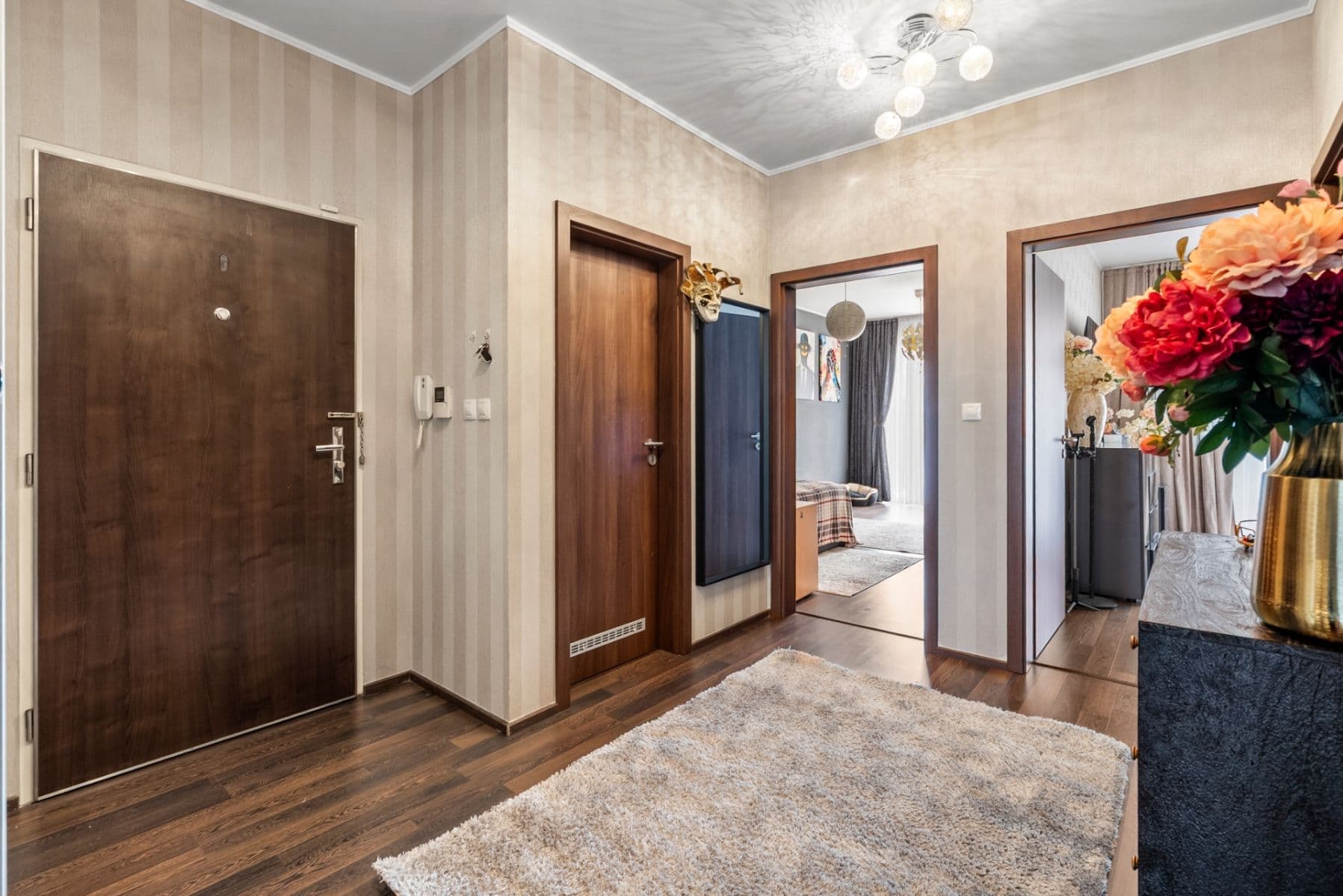 Predaj bytu 3-izbový 87 m², Hlučkova, Praha, Praha Predaj bytu 3-izbový 87 m², Hlučkova, Praha, Praha