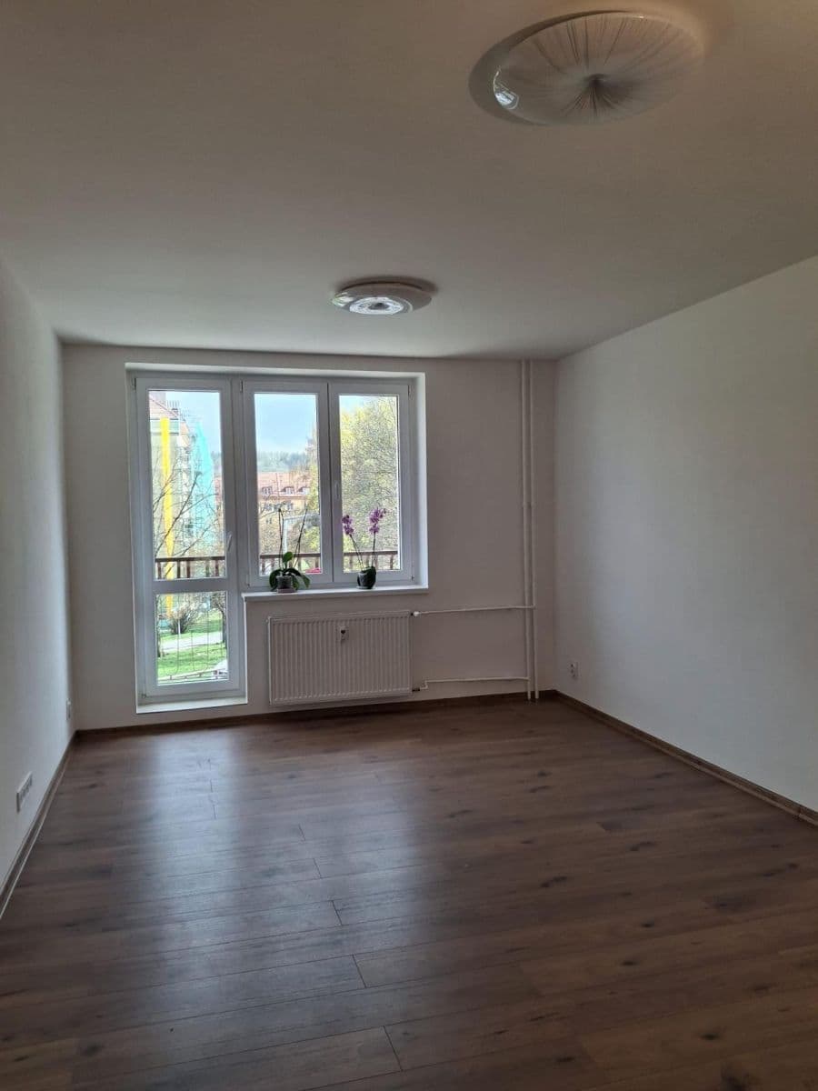 Predaj bytu 2-izbový 62 m², třída Osvobození, Příbram, Středočeský kraj Predaj bytu 2-izbový 62 m², třída Osvobození, Příbram, Středočeský kraj
